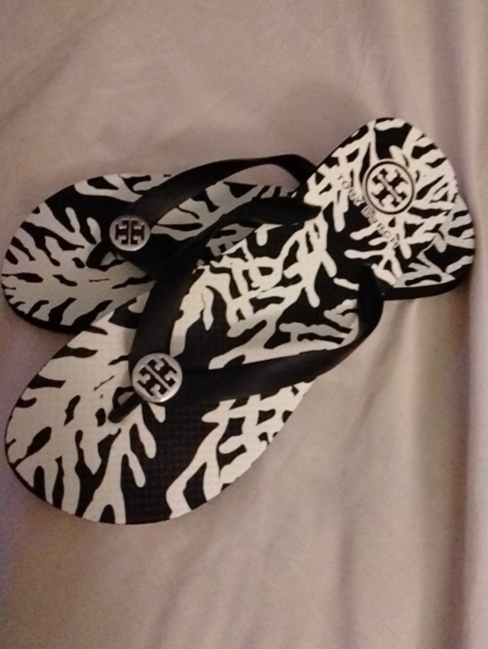 Tory Burch Black and White Zebra-Print Logo Flip Flops - Picture 2 of 8